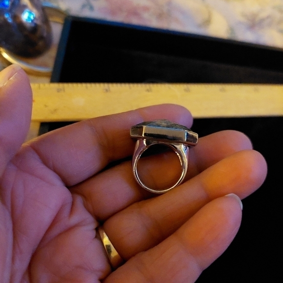 Vintage* Lia Sophia Blue/Green Odessy Ring. Size 6 - Picture 2 of 7